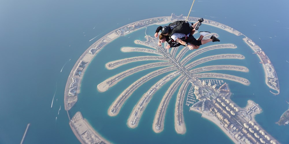 skydiving dubai